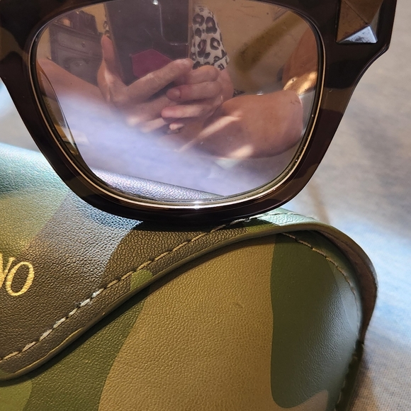 Valentino resin camo wayfarer silver mirrored sunglasses 👓 - Picture 13 of 14